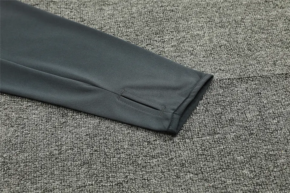 Real Madrid Fato Treino 1/2 Zip 24/25 7