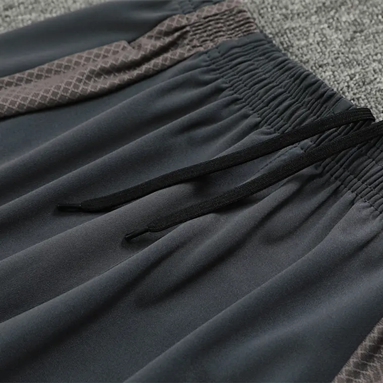 Real Madrid Fato Treino 1/2 Zip 24/25 8