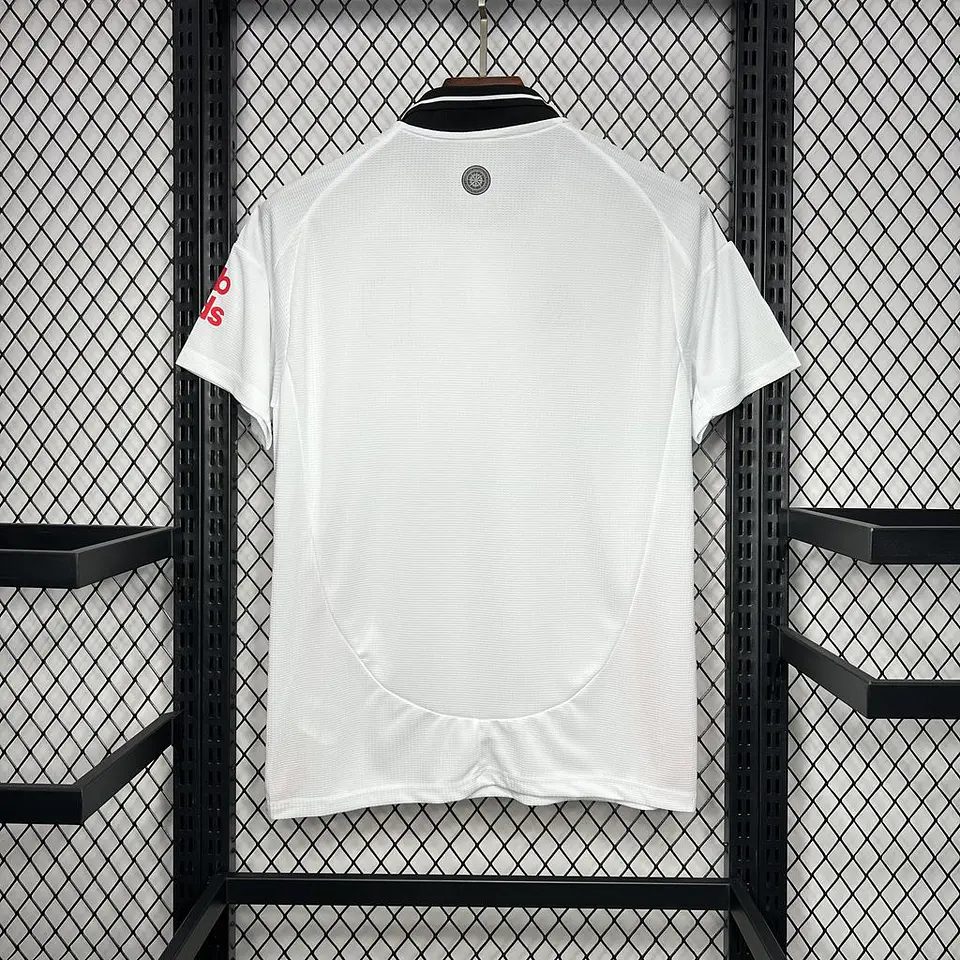 Fulham Home 24/25 3