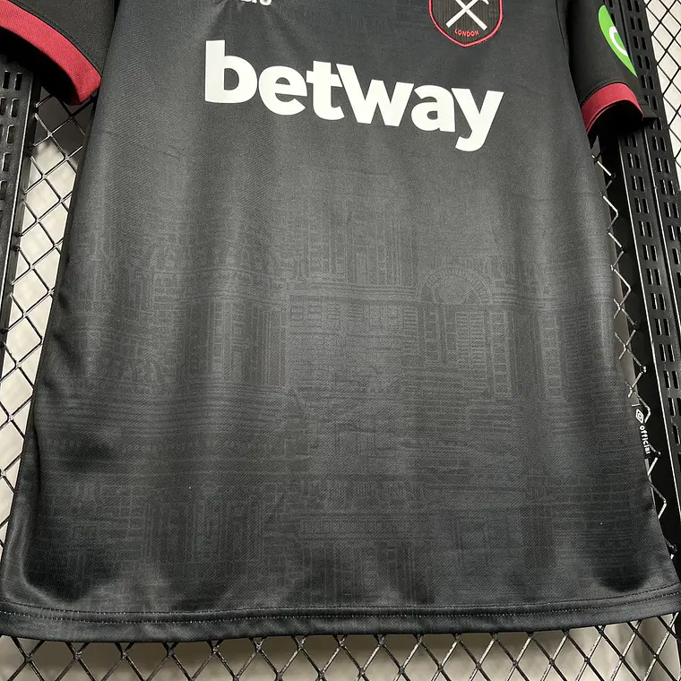 West Ham Third 24/25 7