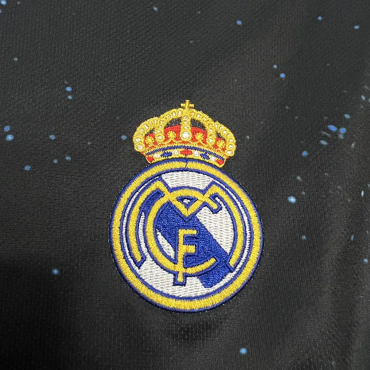 Real Madrid Edição Especial 24/25 3