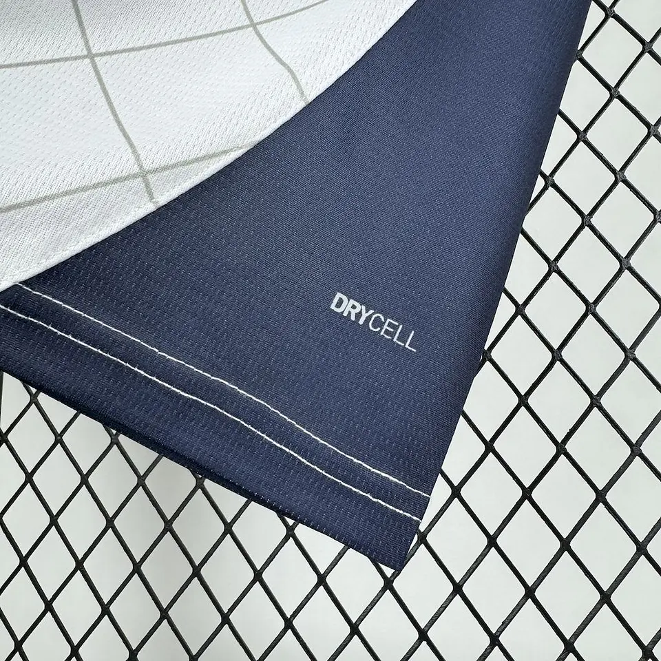 Famalicão Home 24/25 8