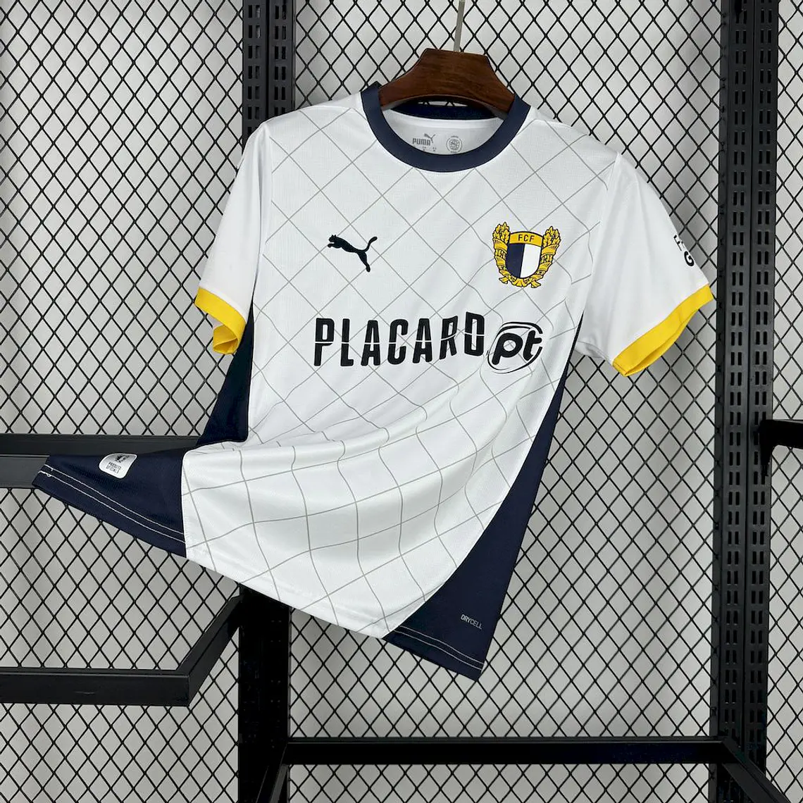 Famalicão Home 24/25 2
