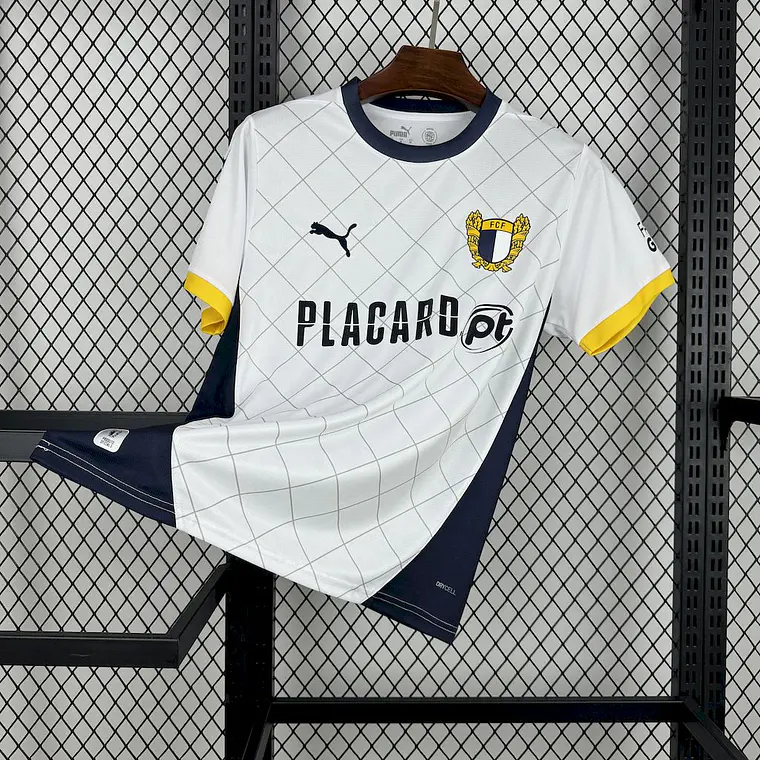 Famalicão Home 24/25 2