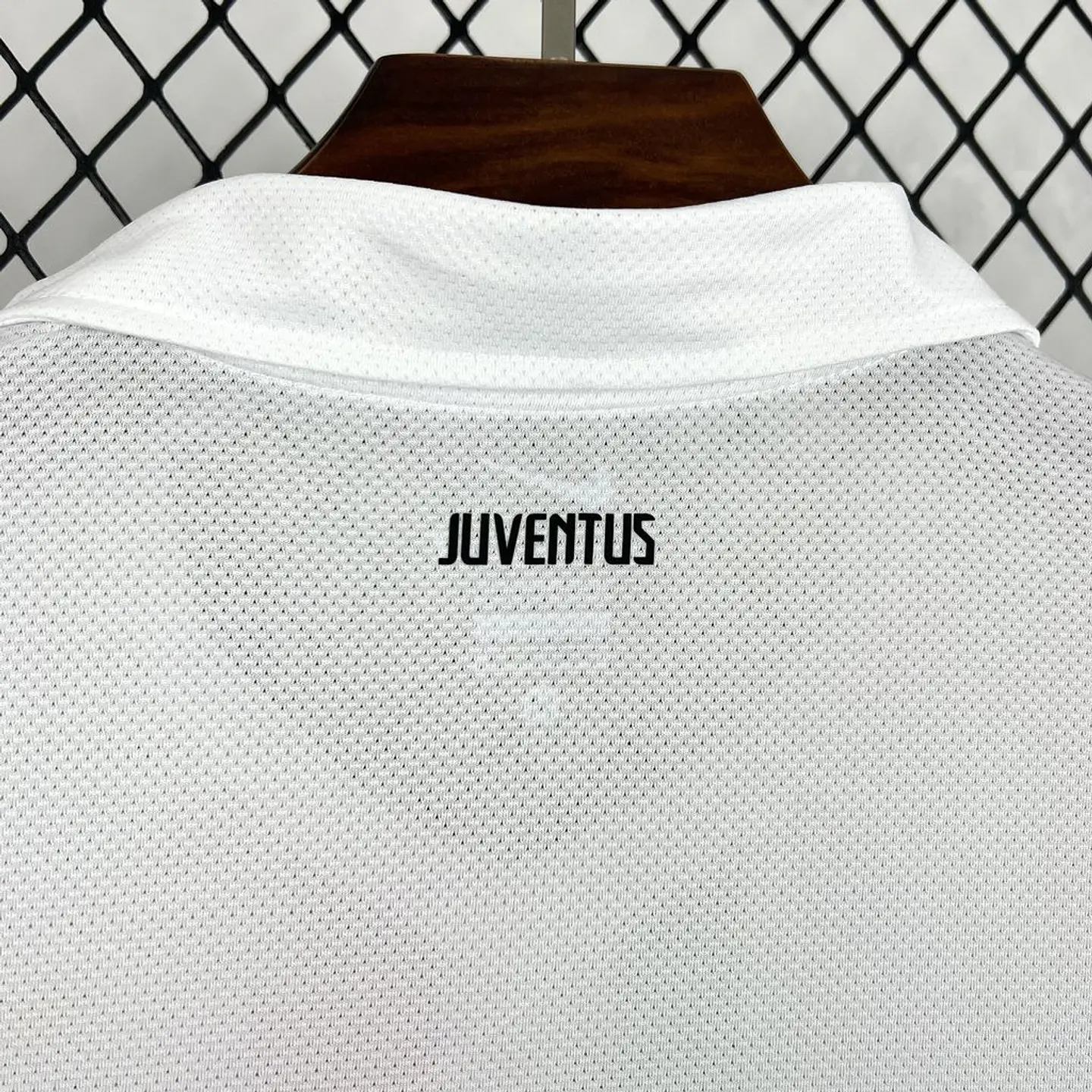 Juventus Away 10/11 7