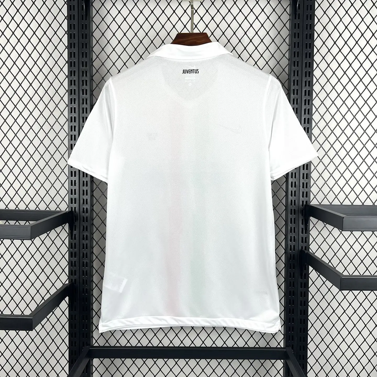 Juventus Away 10/11 3