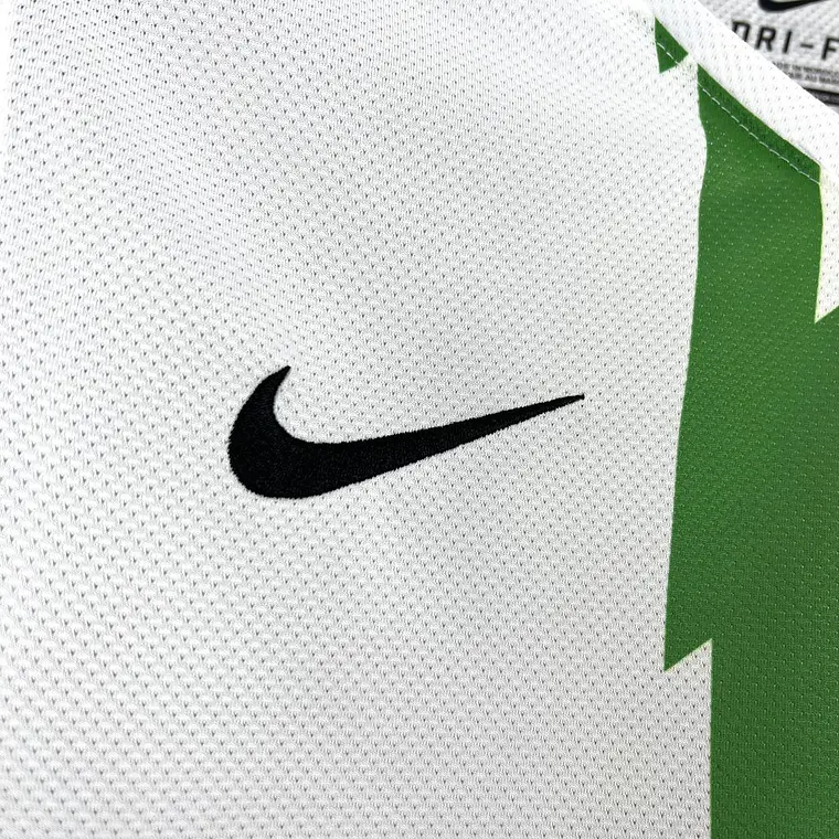 Juventus Away 10/11 5