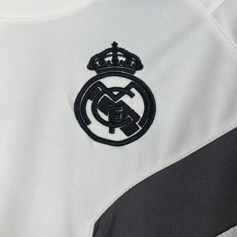 Real Madrid Especial White 24/25 3