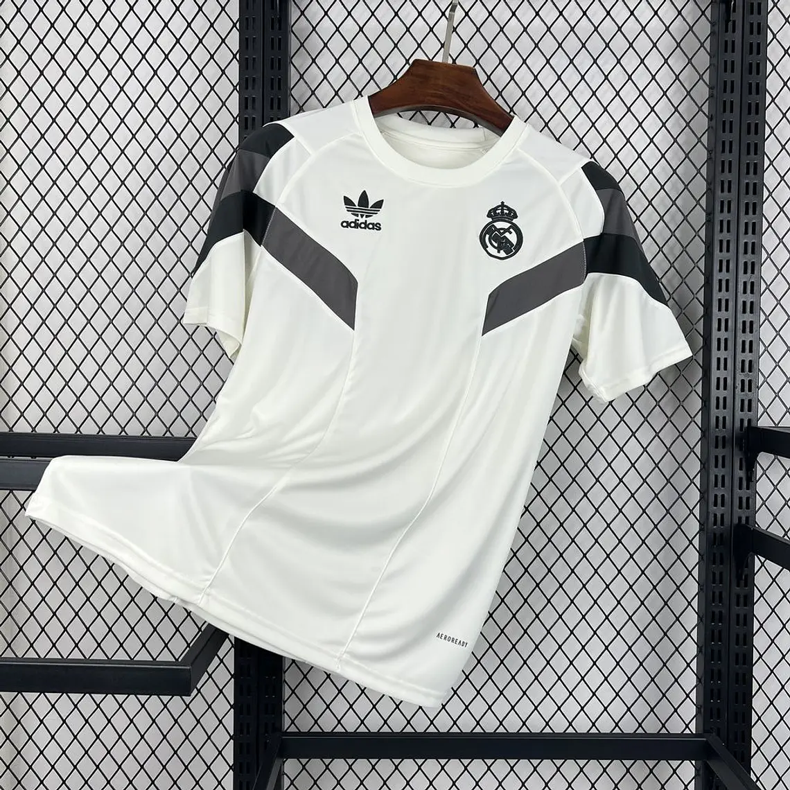 Real Madrid Especial White 24/25 1
