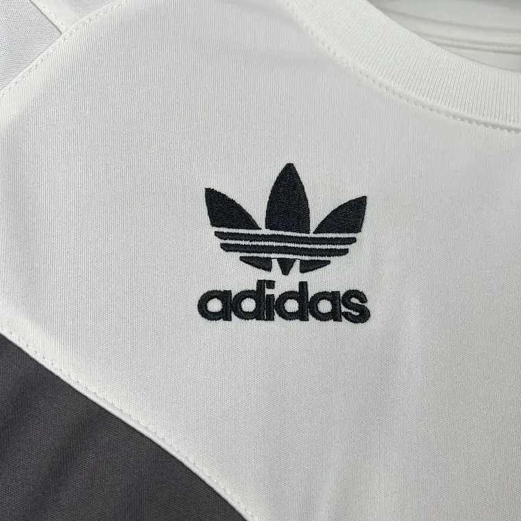 Real Madrid Especial White 24/25 4