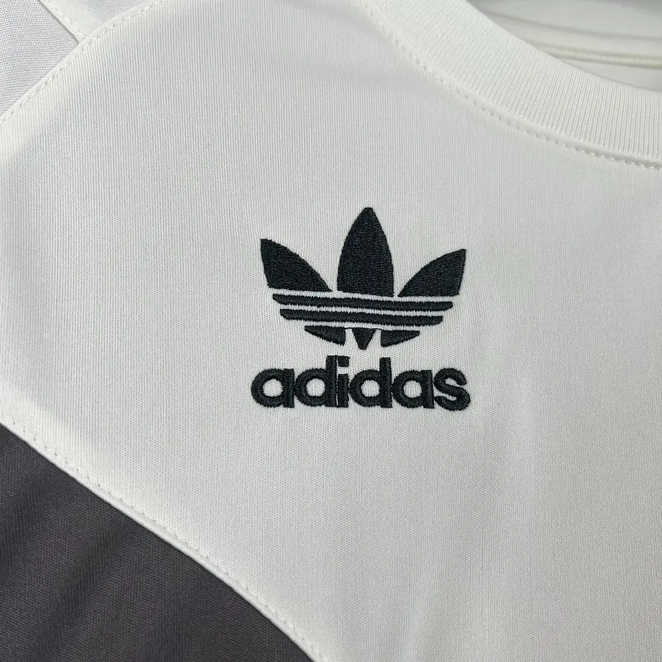 Real Madrid Especial White 24/25 4