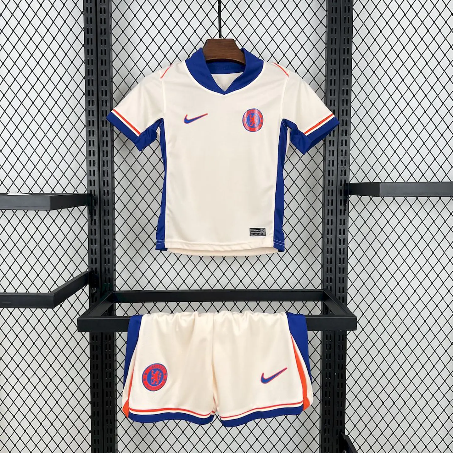 Chelsea Away 24/25 Kit Criança 1