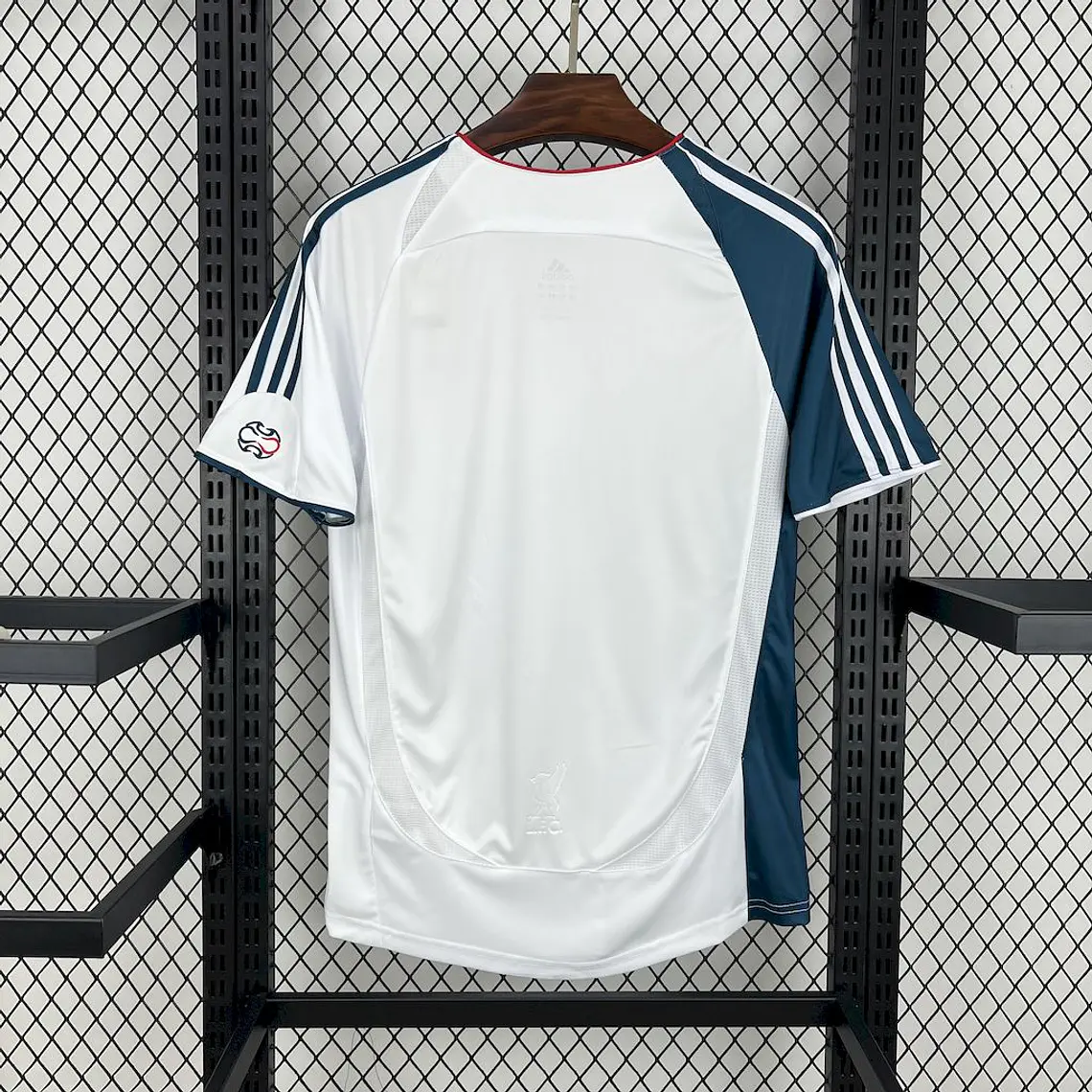 Liverpool Away 06/07 3