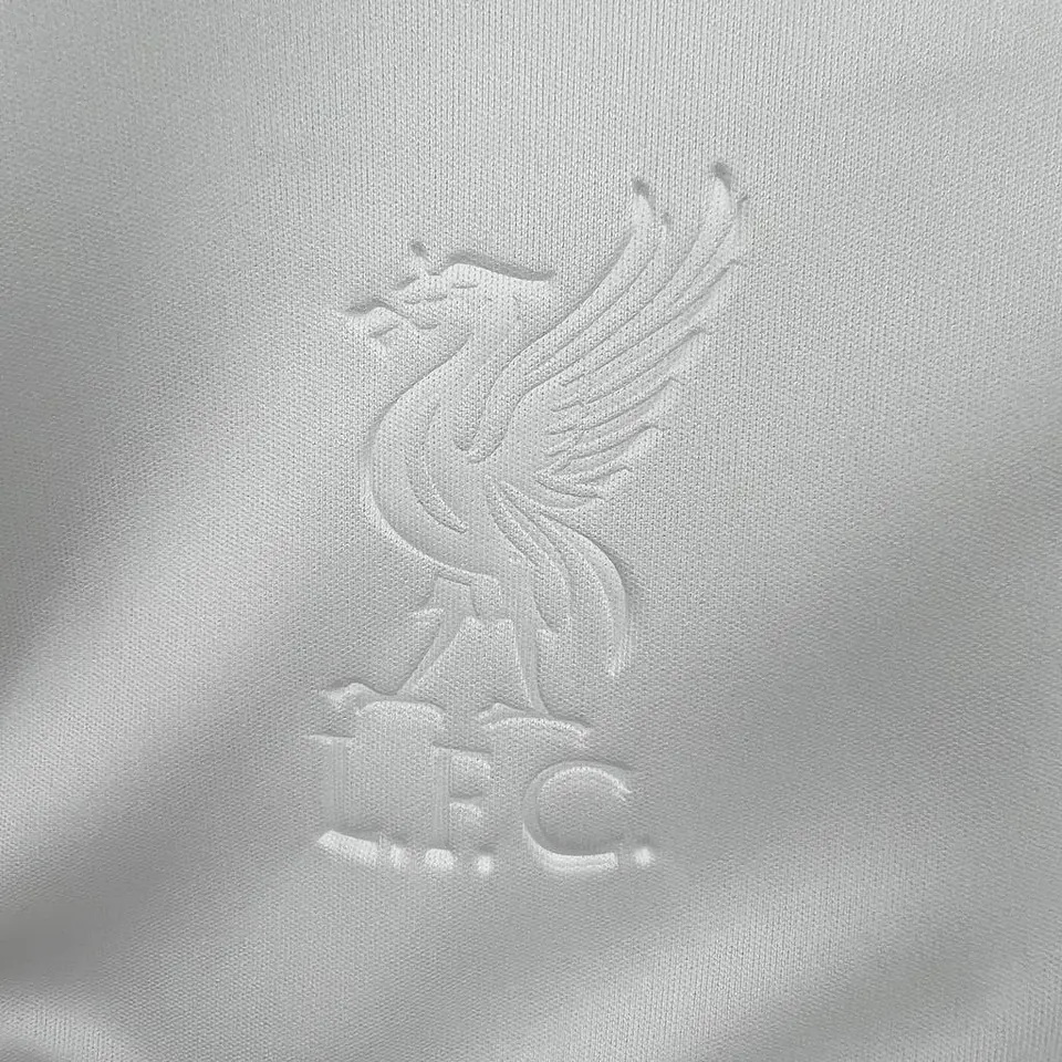 Liverpool Away 06/07 7