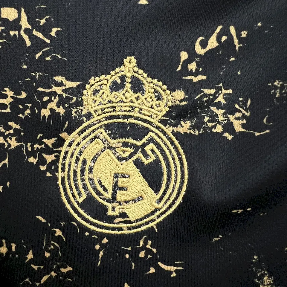 Real Madrid Especial Preta 24/25 5