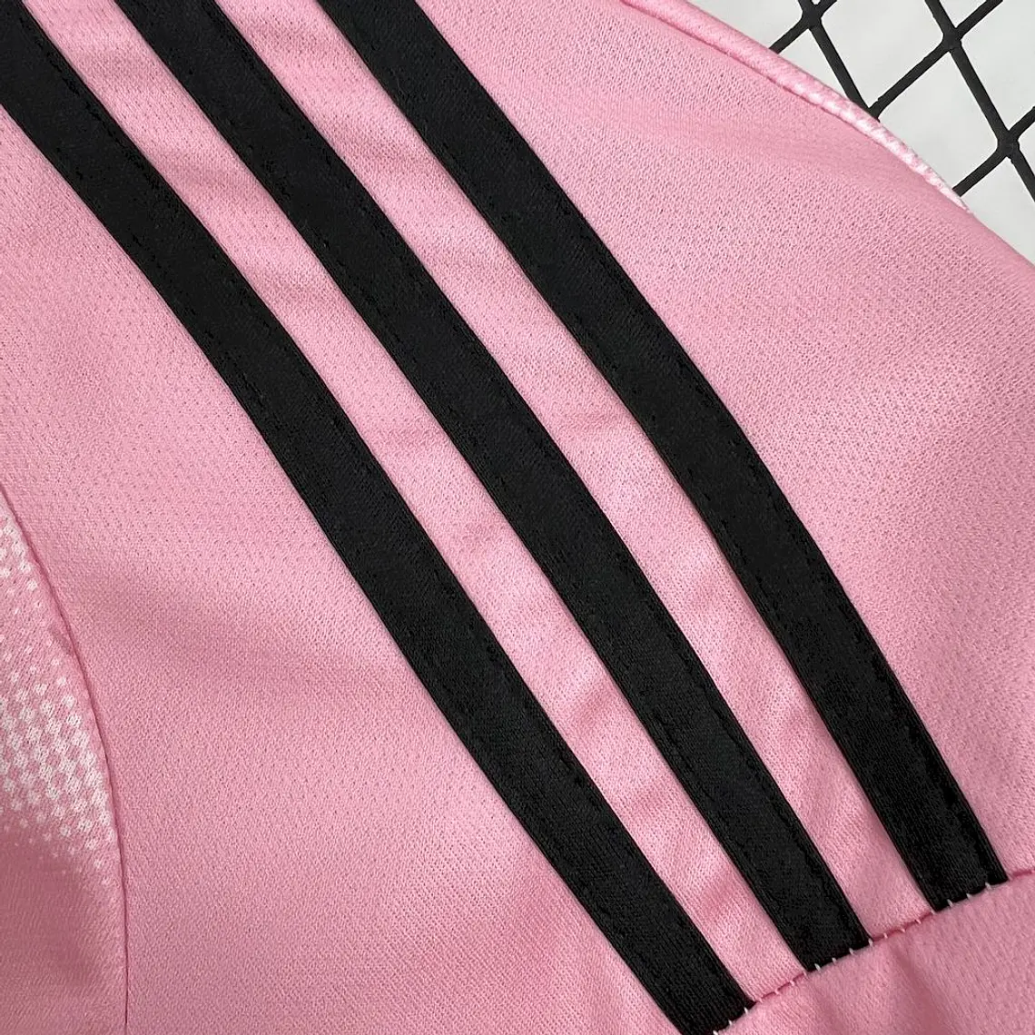 Real Madrid Especial Rosa 24/25 7