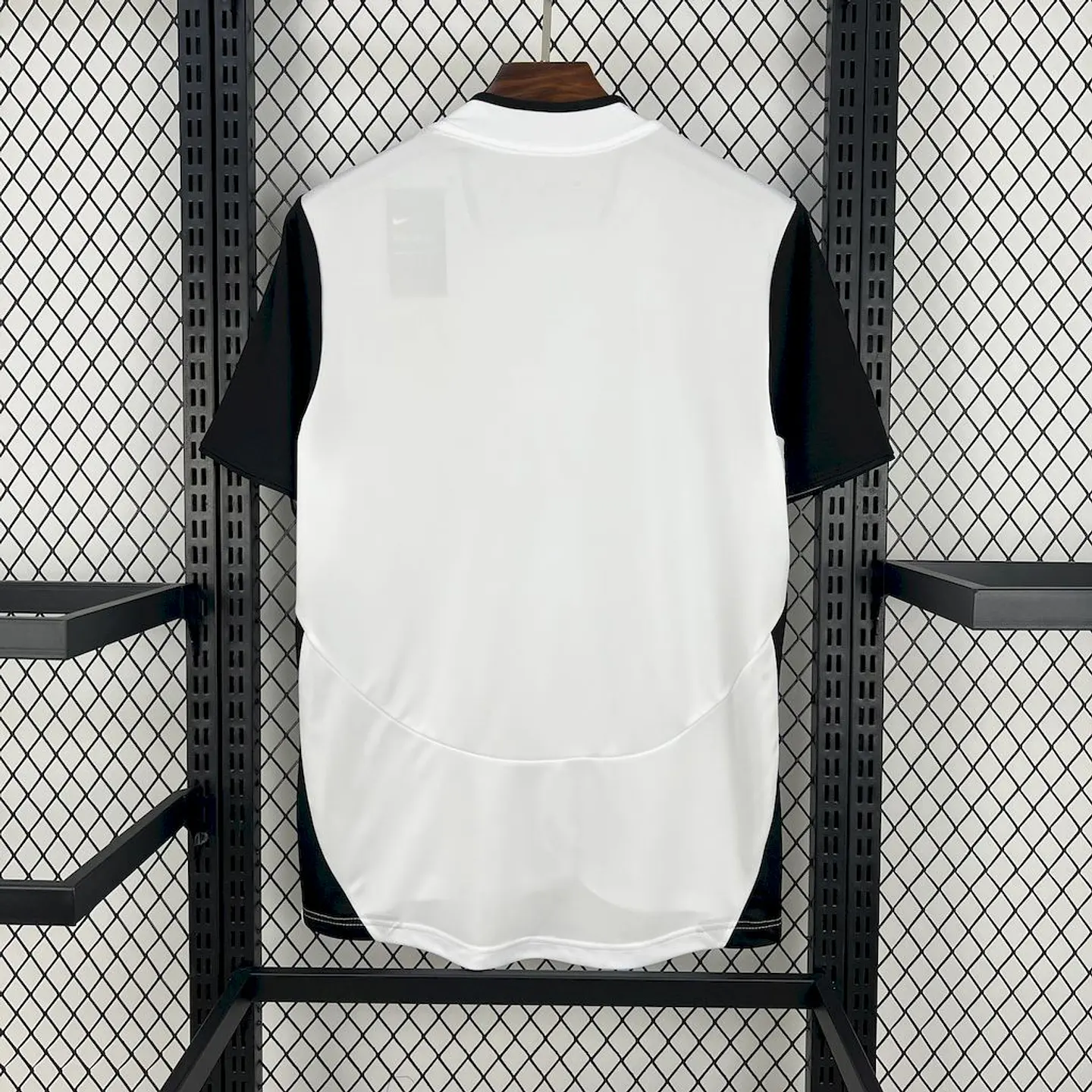 Valencia Home 03/04 2