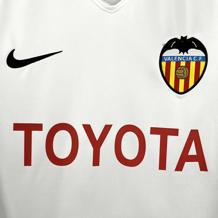 Valencia Home 06/07 4