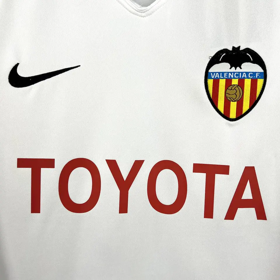 Valencia Home 06/07 5
