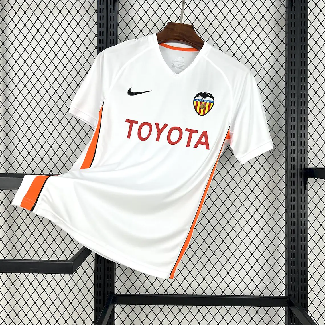 Valencia Home 06/07 2