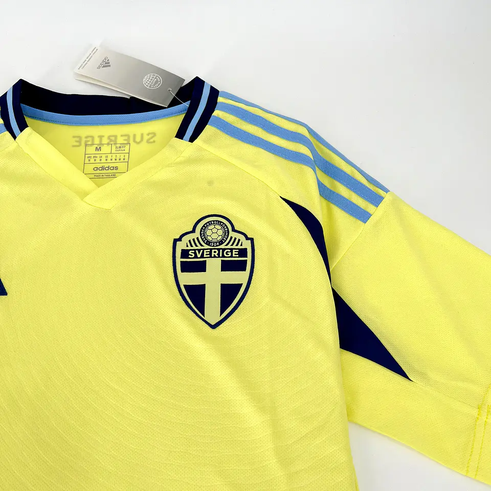 Suécia Home 24/25 4