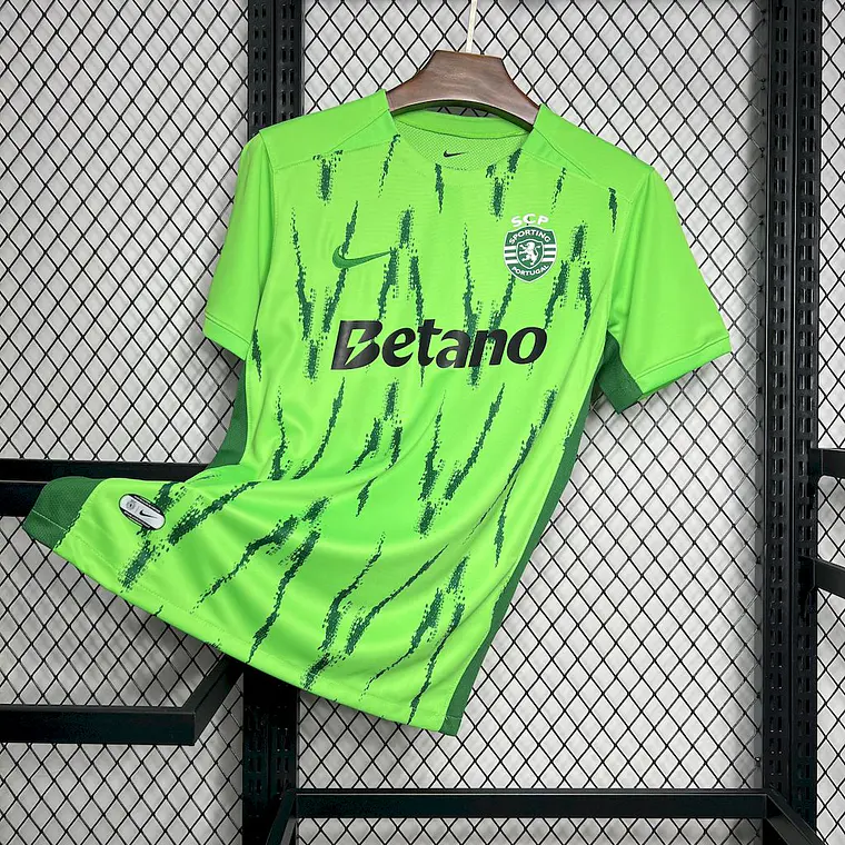 Sporting Third 24/25 4