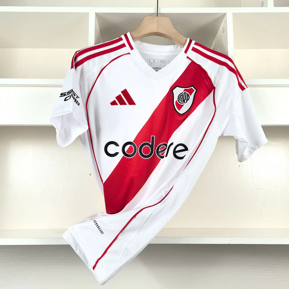 River Plate Home 2025 4
