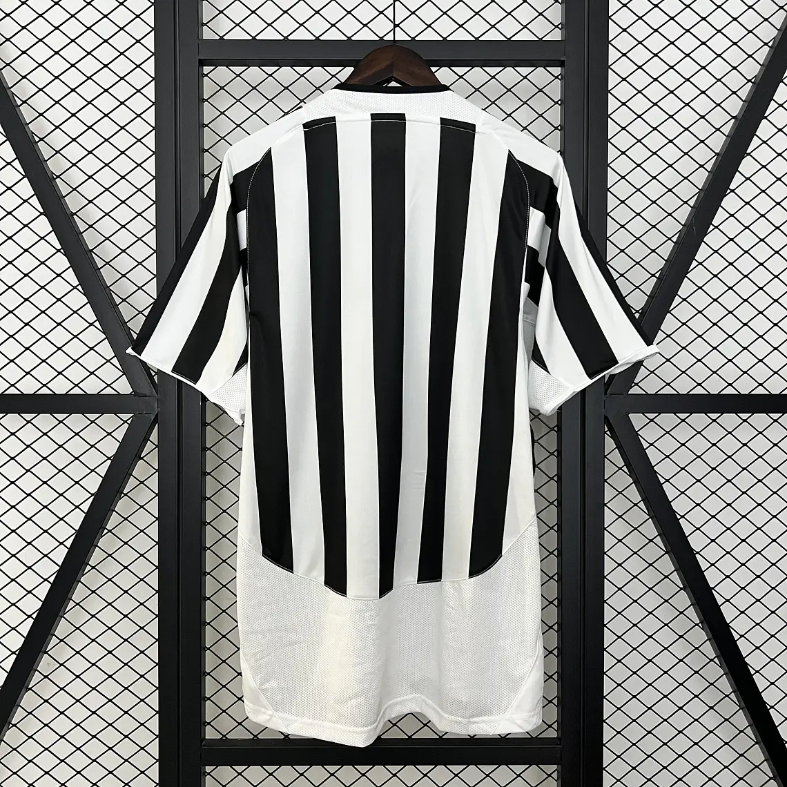 Juventus Home 03/04 3