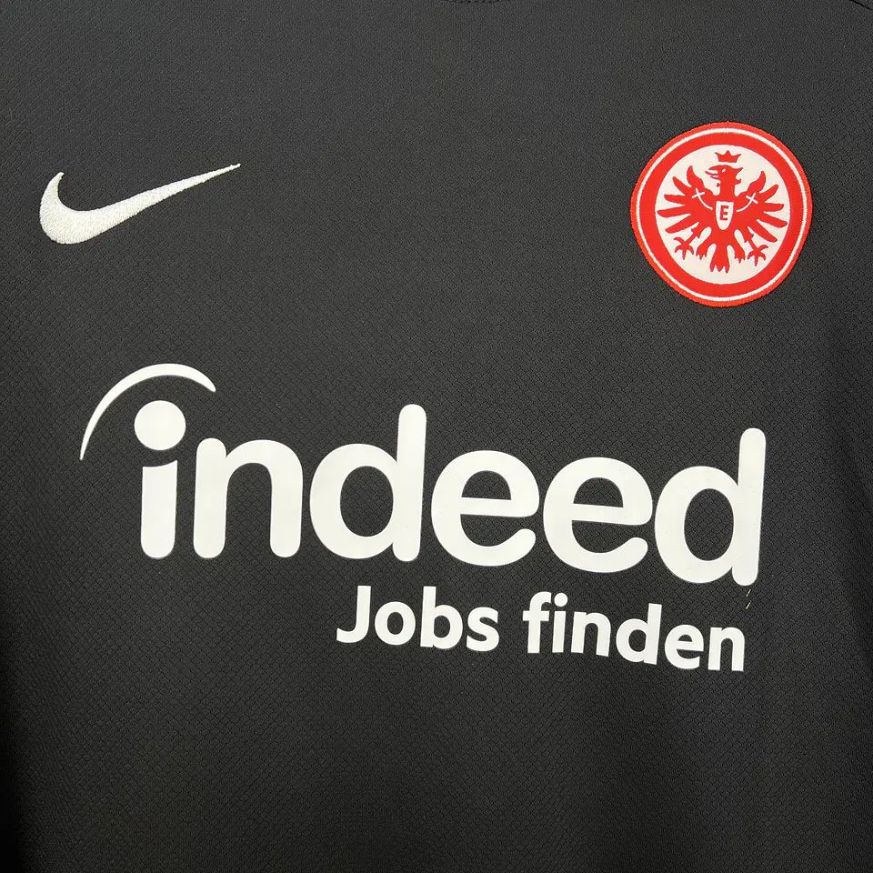 Frankfurt Away 24/25 4