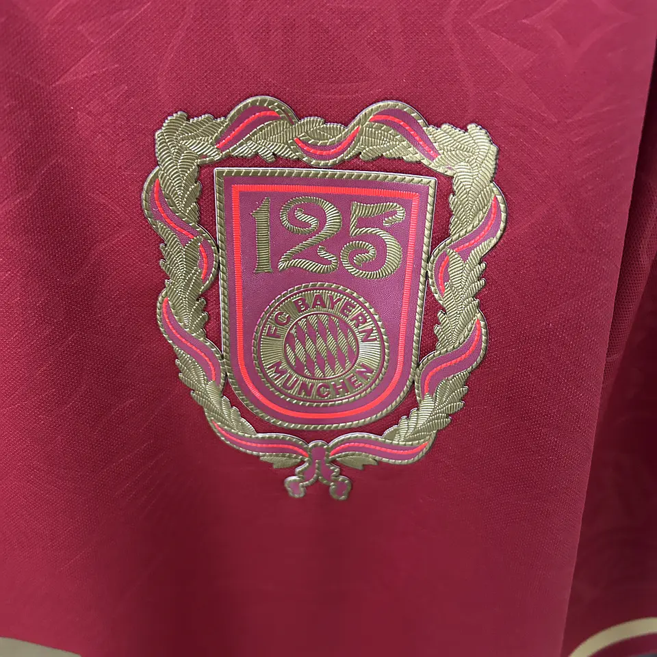 Bayern Especial 125 Anos 25/26 5