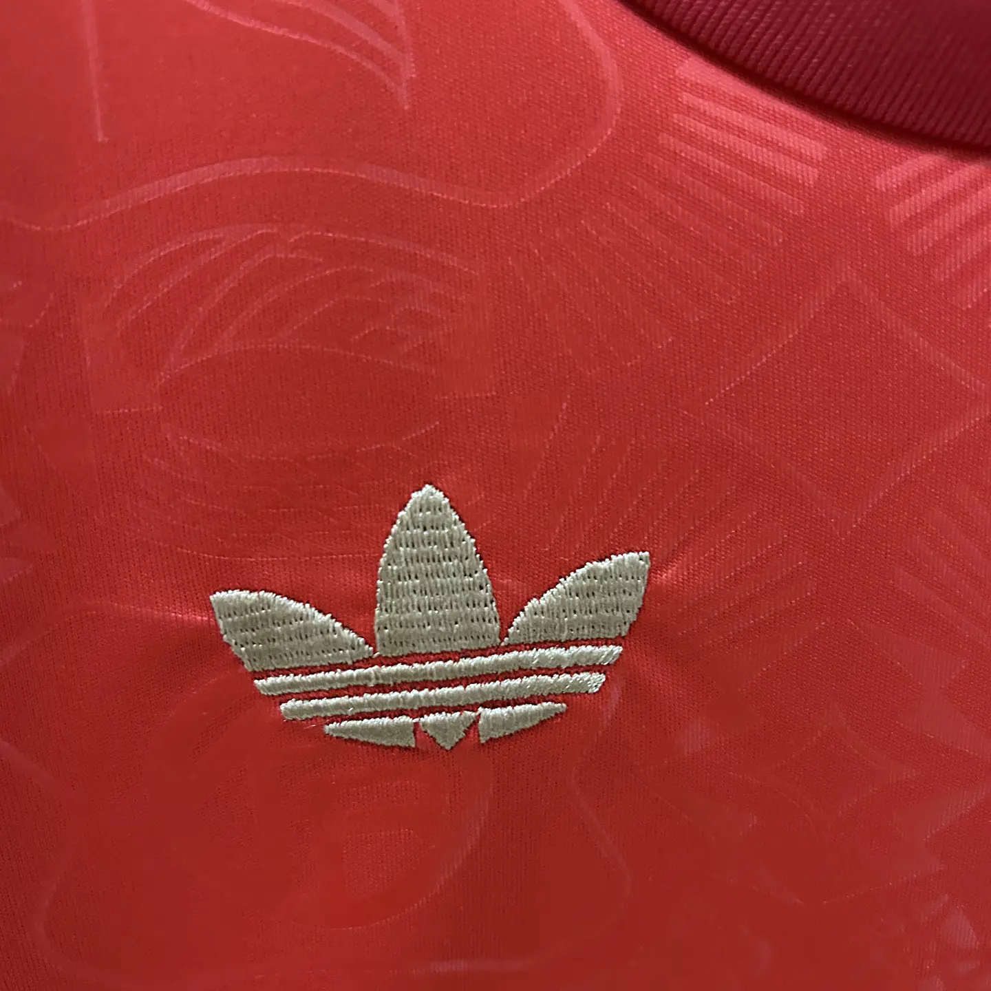 Bayern Especial 125 Anos 25/26 Kit Criança 6