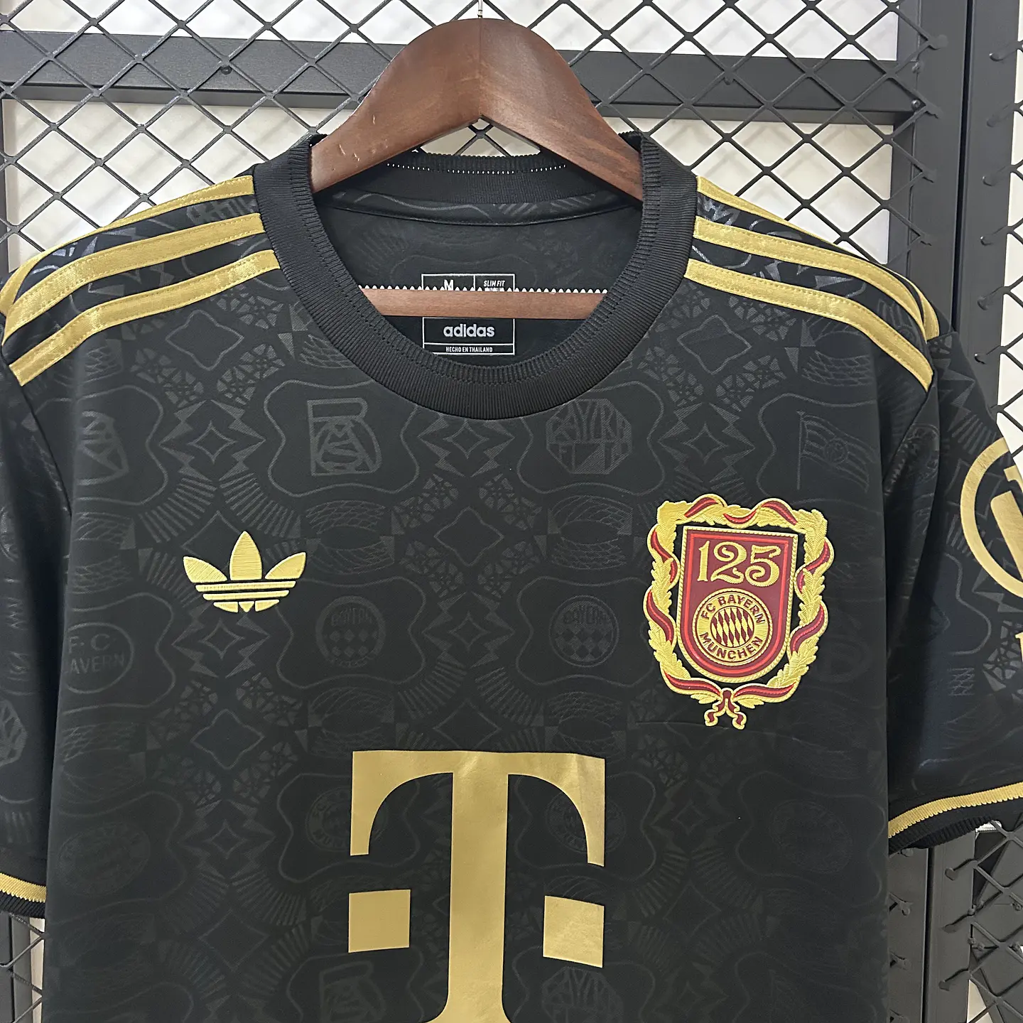Bayern Especial 125 Anos 25/26 5