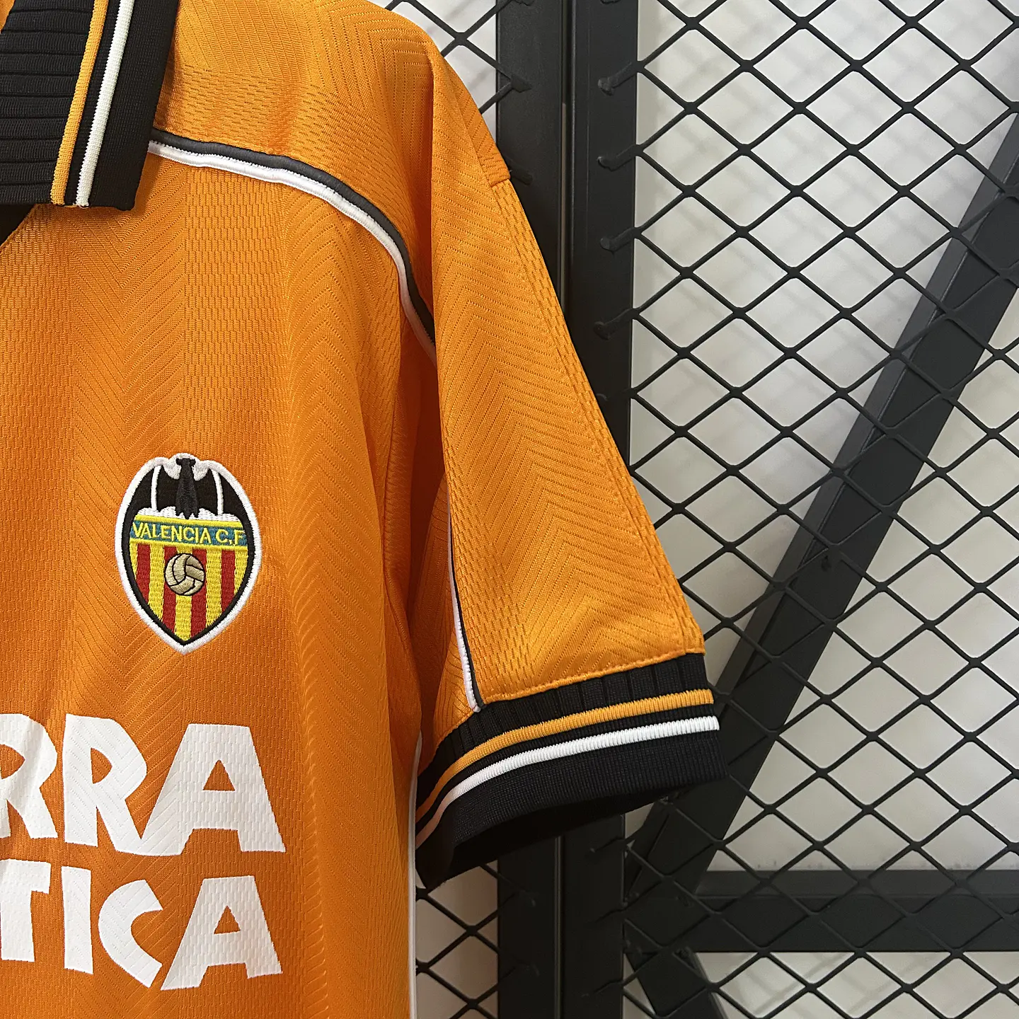 Valencia Away 99/00 6