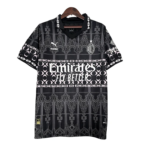 Milan Especial Pleasures 24/25