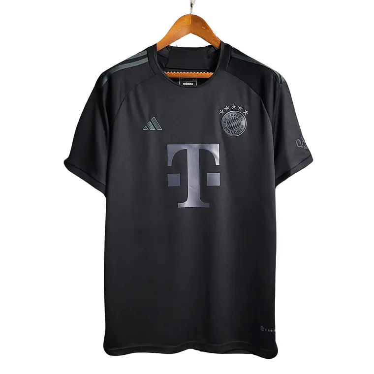 Bayern Black 1
