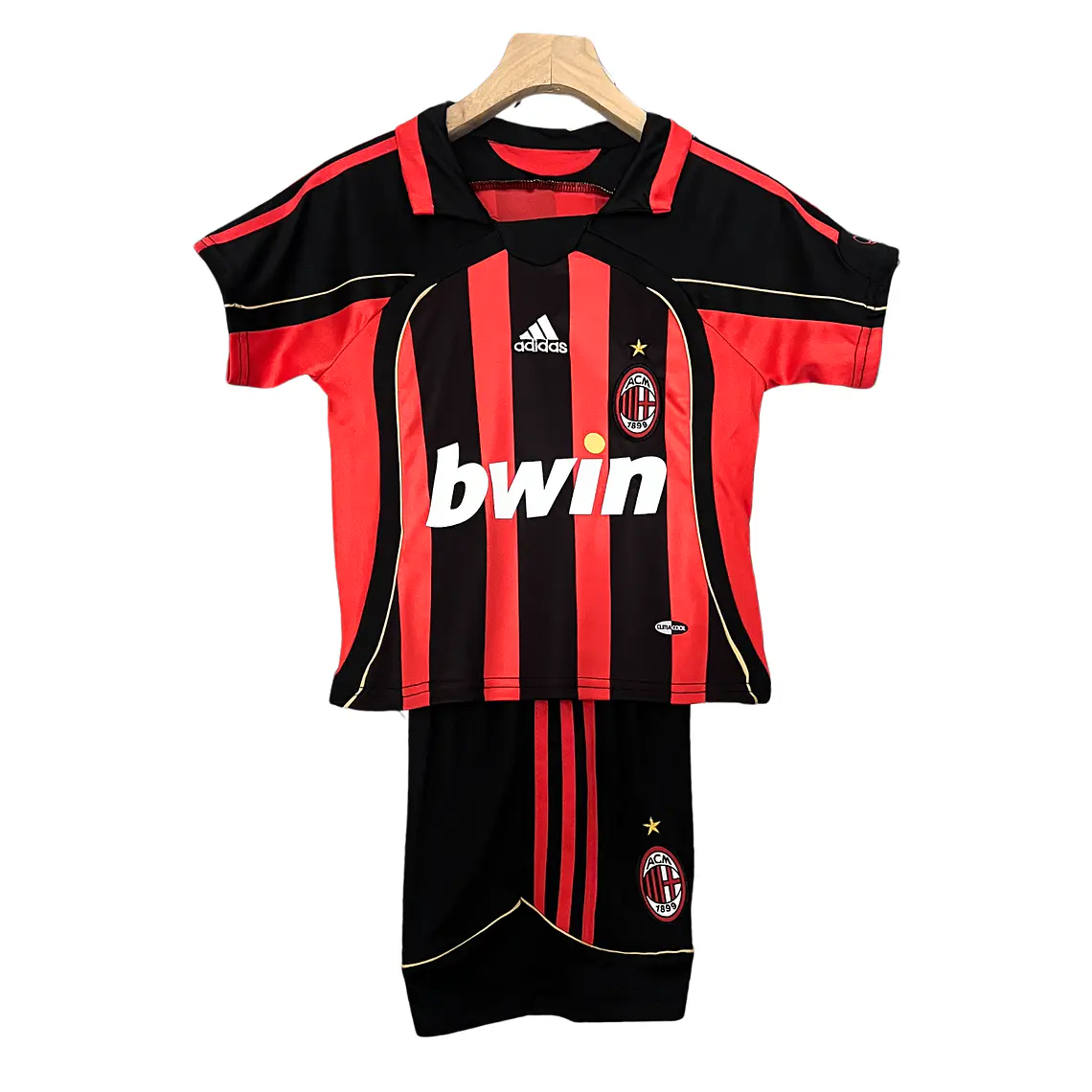 Milan Home 06/07 Kit Criança 1