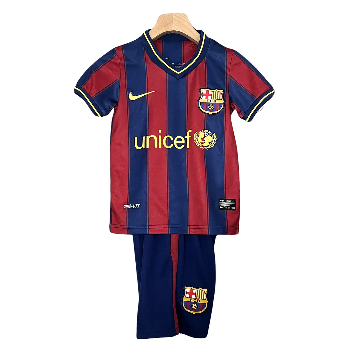 Barcelona Home 09/10 Kit Criança 1