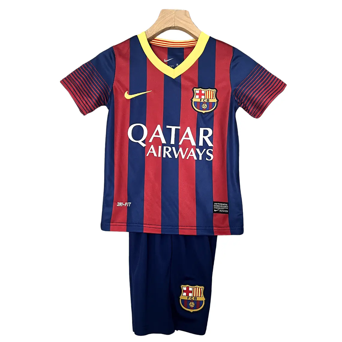 Barcelona Home 13/14 Kit Criança 1