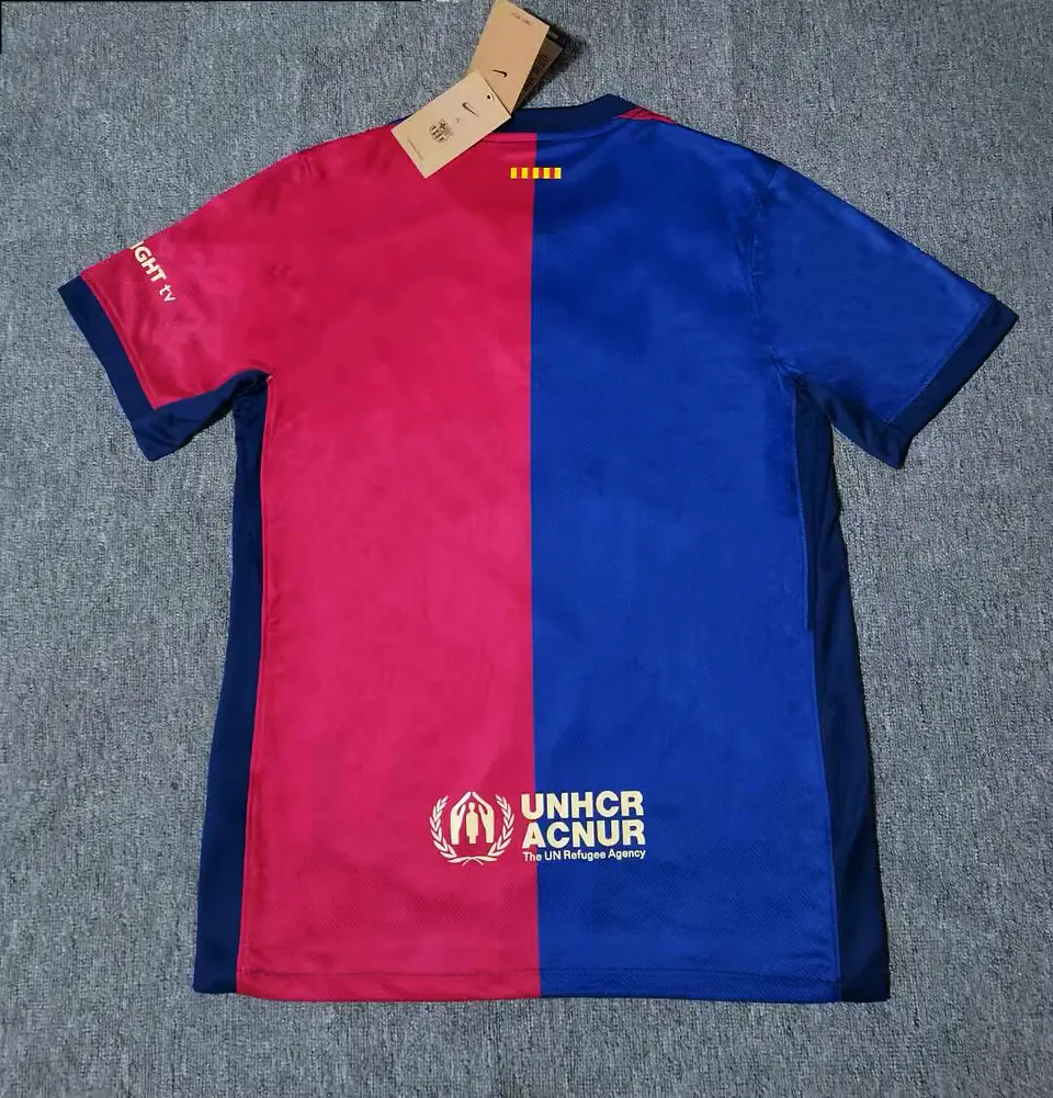 Barcelona Especial Travis Scott 25/26 3