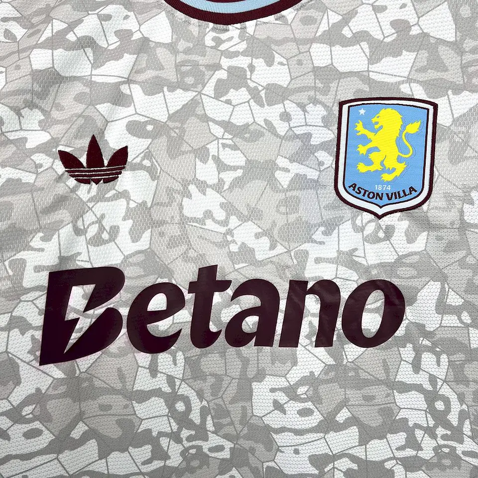 Aston Villa Third 25/26 4