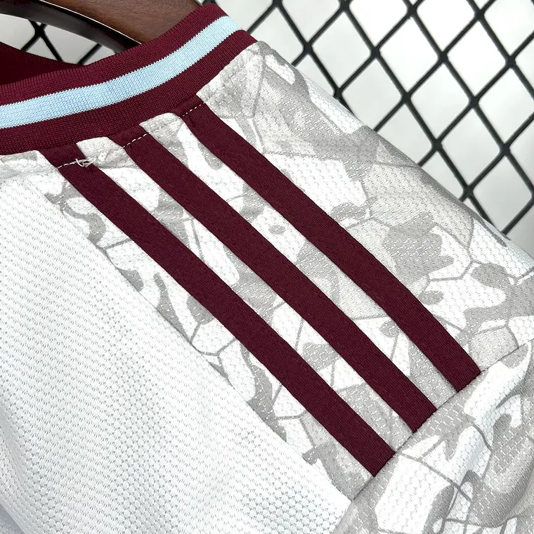 Aston Villa Third 25/26 9