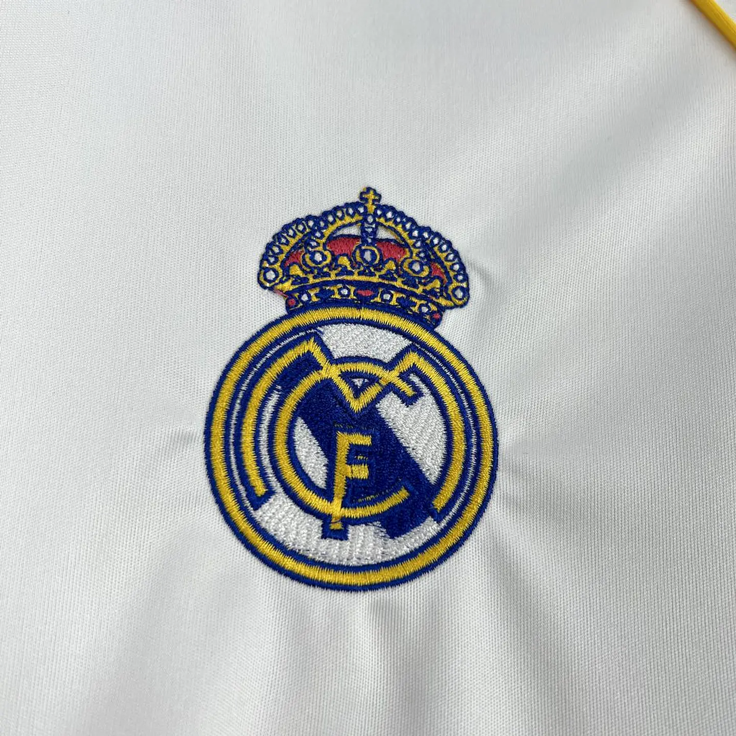 Real Madrid Home 25/26 5
