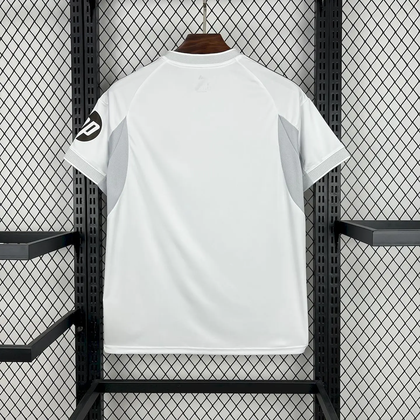 Real Madrid Home 25/26 3