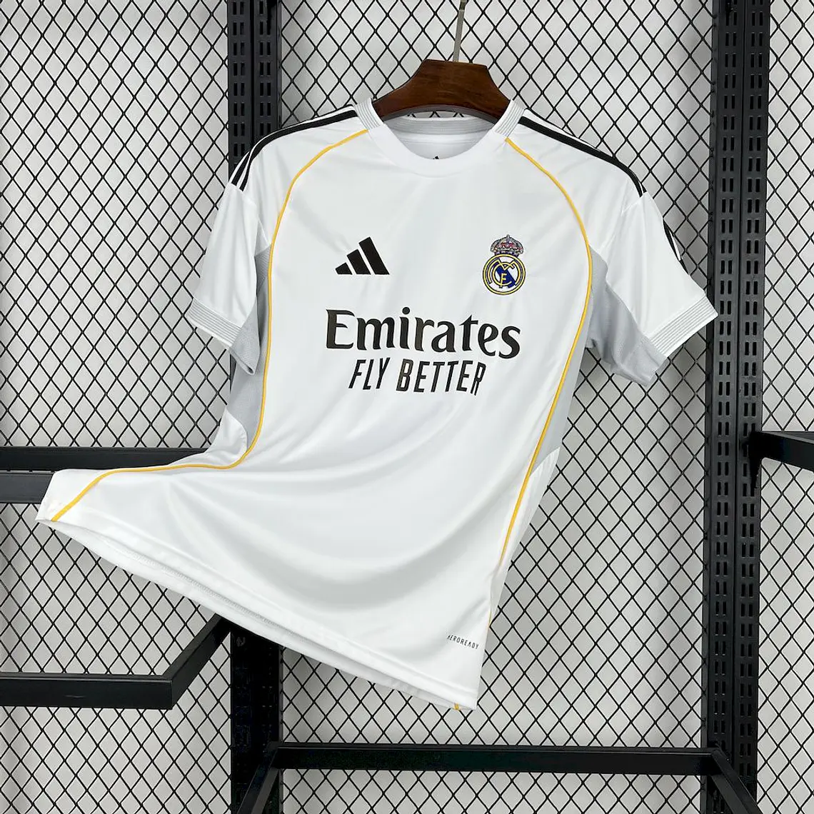 Real Madrid Home 25/26 4