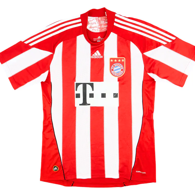 Bayern Home 10/11 1
