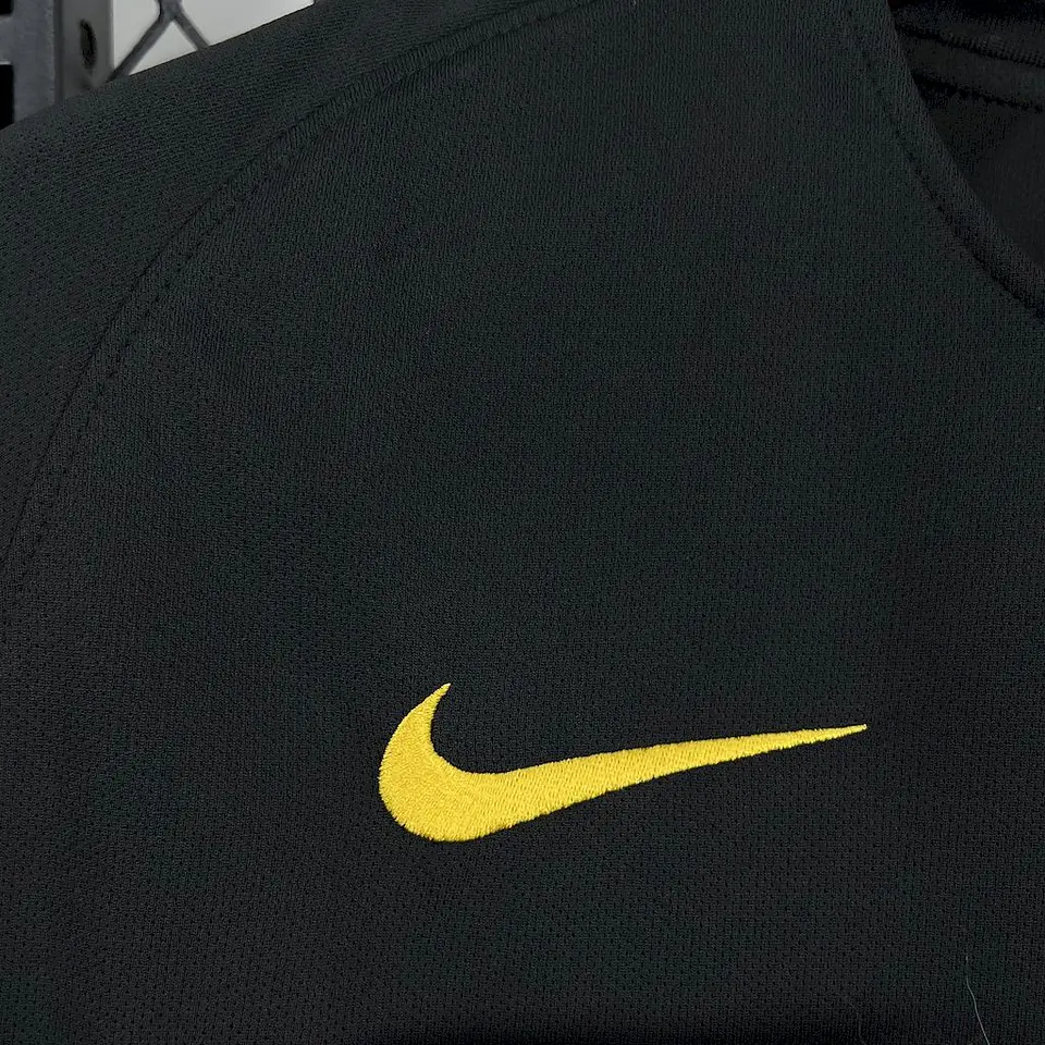 Atlético Madrid Away 16/17 5