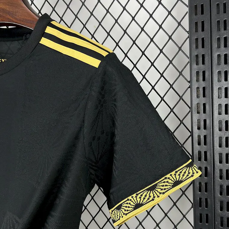 México Especial Gold Black 25/26 9