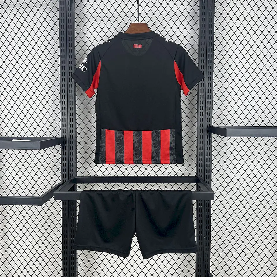 Milan Home 25/26 Kit-Criança 3