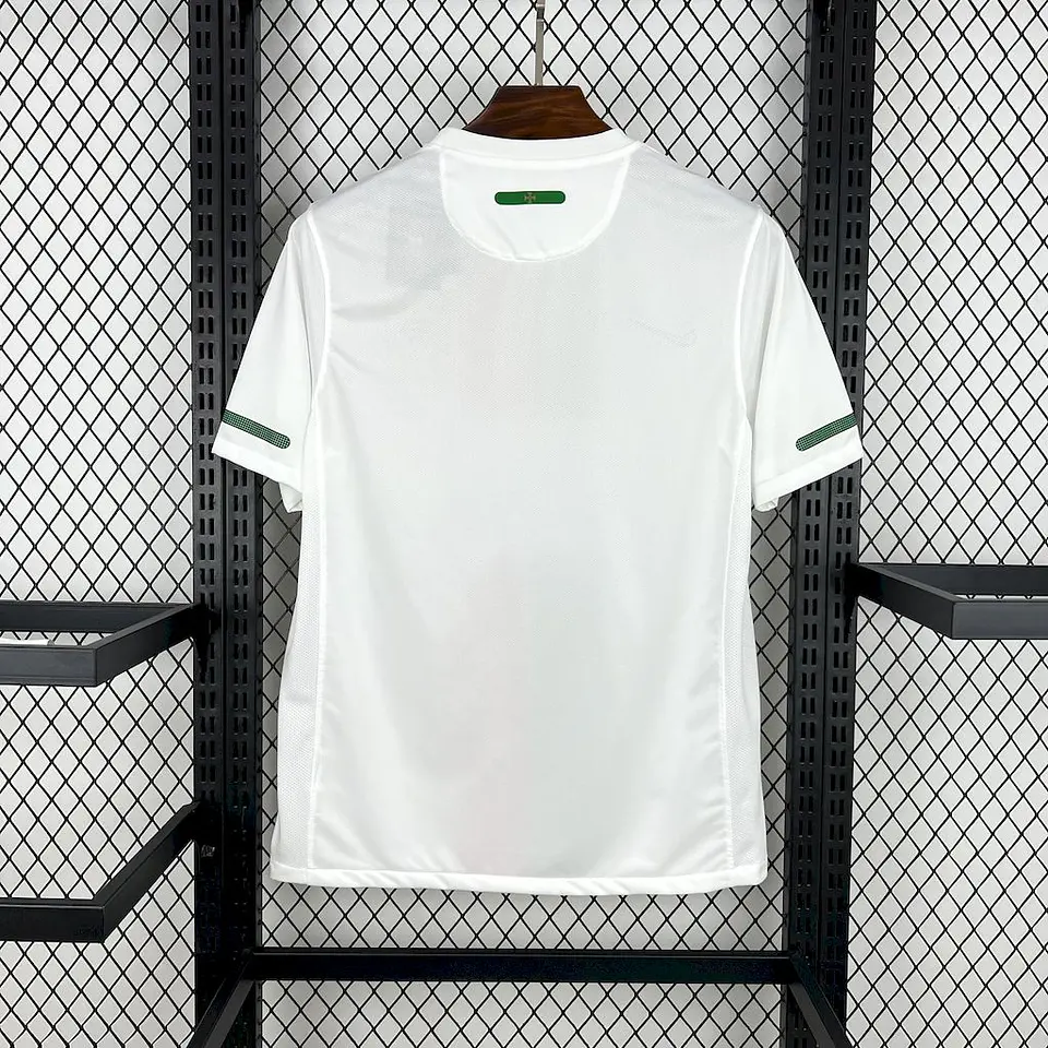Portugal Away 2010 3