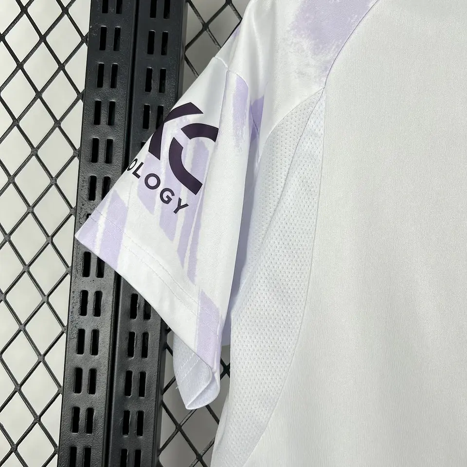 Manchester United Away 25/26 9